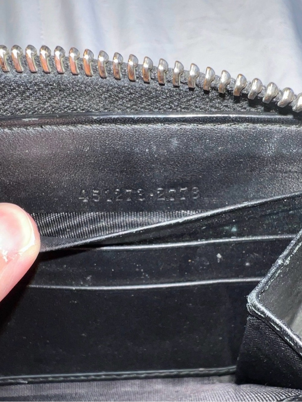 Gucci GG Supreme King snake Zip Wallet - Picture 10 of 10